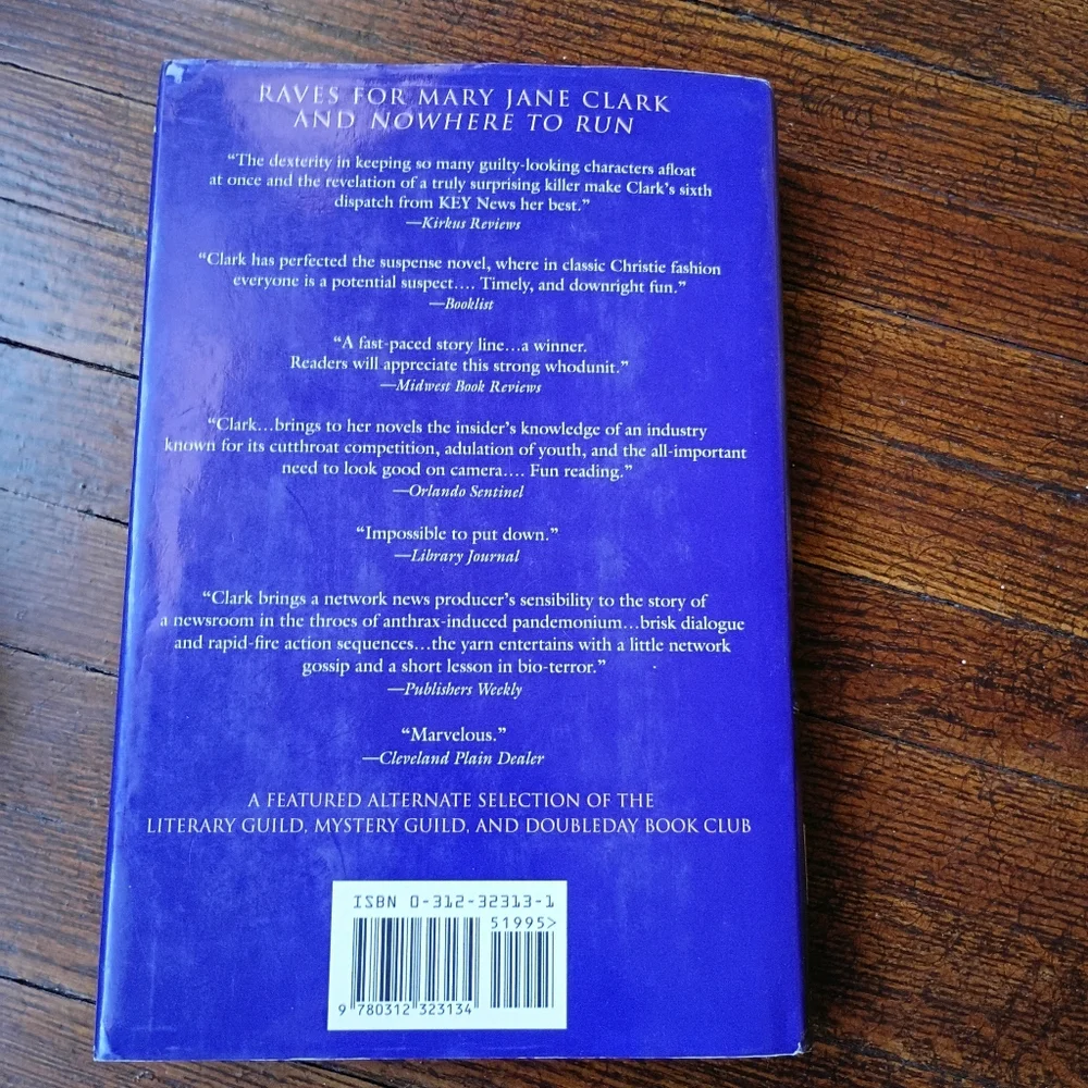 Mary Jane Clark Hide Yourself Away Hardcover St. Martin's Press Thriller Novel